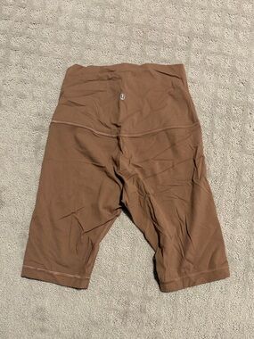 Lululemon Leggings Shorts Size 6 Brown